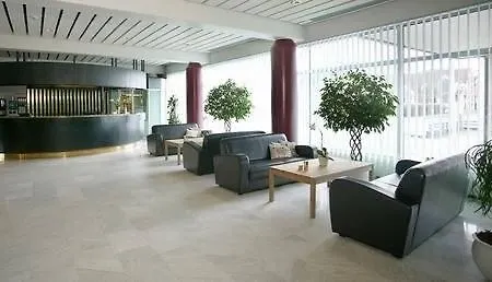 瑞加纳斯堪迪克酒店