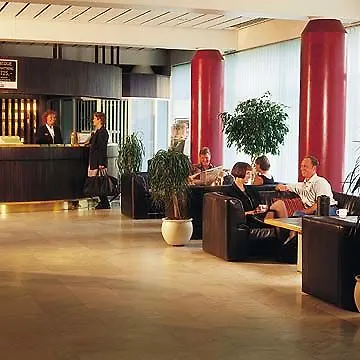 瑞加纳斯堪迪克酒店 酒店 4*