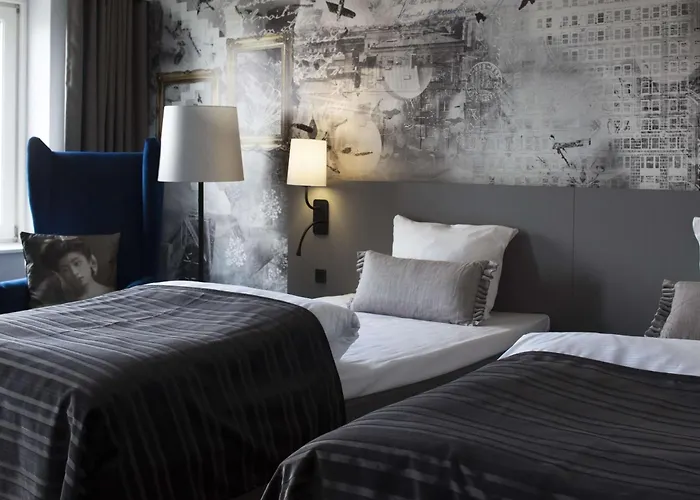 스칸딕 레지나 4*