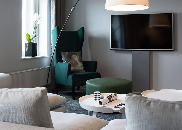 스칸딕 레지나 4*